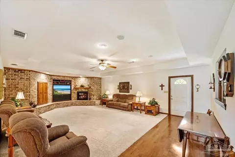 Living - 5875 Hogans Aly, Milton, FL 32570 photo 1 of 2