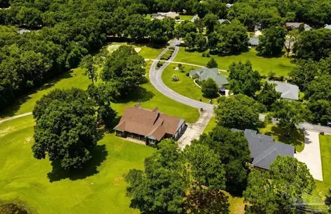 View/Area - 5875 Hogans Aly, Milton, FL 32570 photo 4 of 8