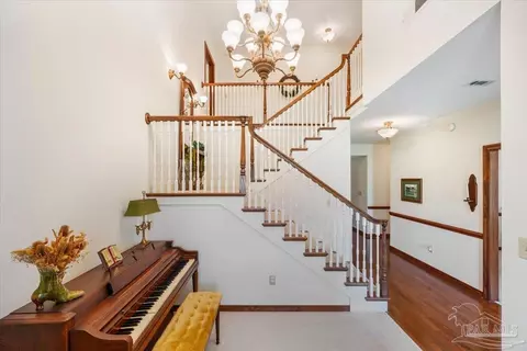 Entry Way - 5875 Hogans Aly, Milton, FL 32570 photo 4 of 15