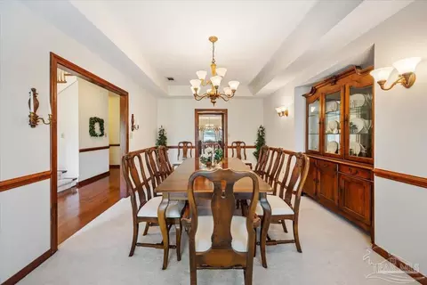 Dining - 5875 Hogans Aly, Milton, FL 32570 photo 2 of 6