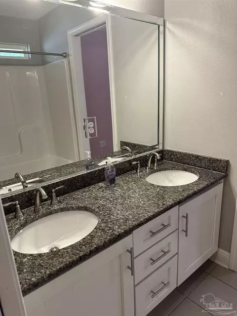 Bath - 6848 Buckthorn Cir, Pace, FL 32571 photo 6 of 12