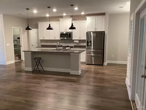 Kitchen - 6848 Buckthorn Cir, Pace, FL 32571 photo 8 of 9
