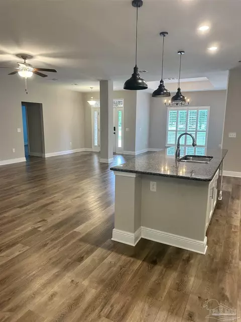 Kitchen - 6848 Buckthorn Cir, Pace, FL 32571 photo 6 of 9