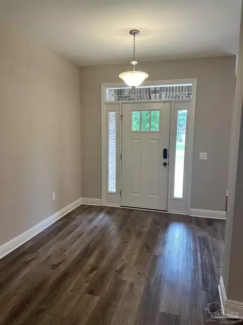Entry Way - 6848 Buckthorn Cir, Pace, FL 32571 photo 2 of 2