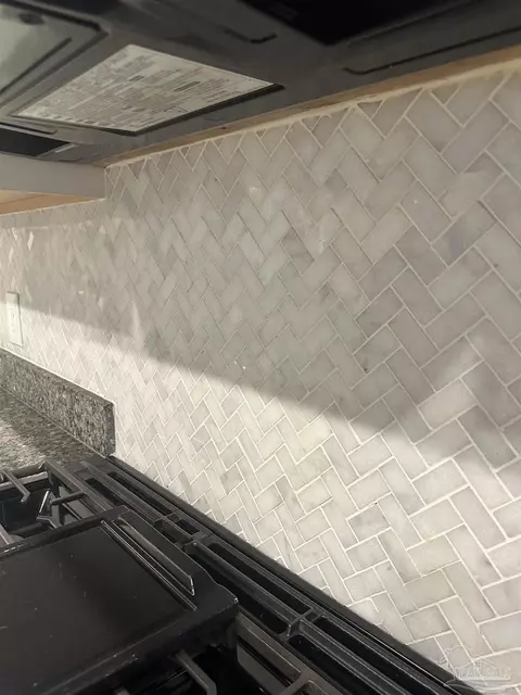 Kitchen - 6848 Buckthorn Cir, Pace, FL 32571 photo 7 of 9