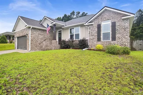 Exterior - 1567 Hollow Point Dr, Cantonment, FL 32533 photo 2 of 5