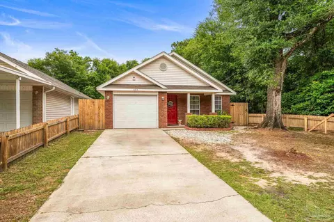 6014 Montgomery Ave, Pensacola, FL 32526