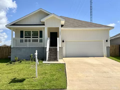 6081 Secretariat Way, Pensacola, FL 32526