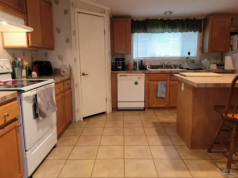 2542 Purdue Rd, Mcdavid, FL 32568 photo 13
