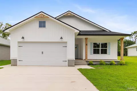 4 Coweta Rd, Cantonment, FL 32533