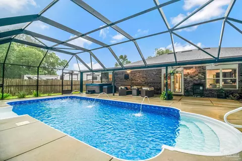 Exterior - 5595 Cane Syrup Cir, Pace, FL 32571 photo 17 of 18
