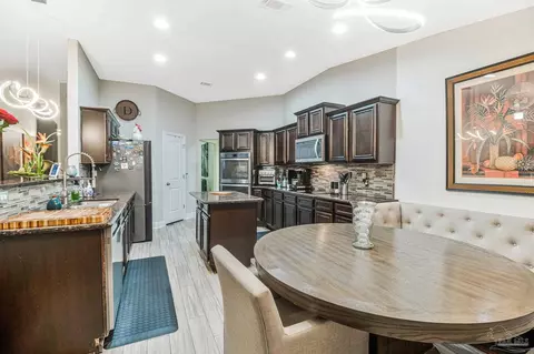 Kitchen - 5595 Cane Syrup Cir, Pace, FL 32571 photo 6 of 6
