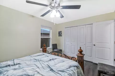 Bedroom - 5595 Cane Syrup Cir, Pace, FL 32571 photo 6 of 7