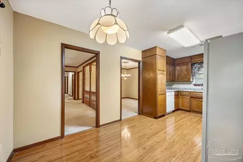 Entry Way - 862 Us 90, Holt, FL 32564 photo 2 of 2