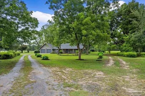 Exterior - 862 Us 90, Holt, FL 32564 photo 21 of 21