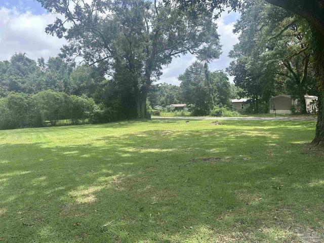 8 Dianah St, Pensacola, FL 32503