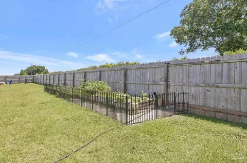 Exterior - 7700 Gumbo Ave, Pace, FL 32571 photo 13 of 28