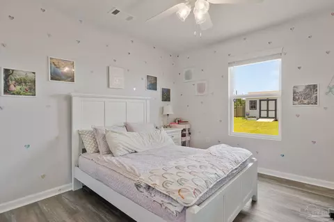 Bedroom - 7700 Gumbo Ave, Pace, FL 32571 photo 5 of 10