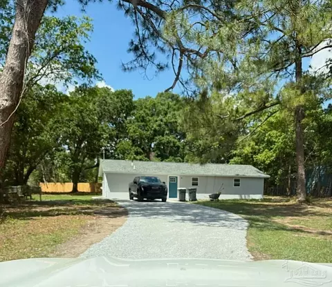 7265 Lockhart St, Pensacola, FL 32526