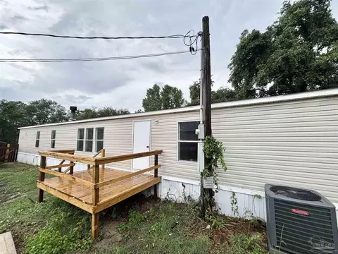 1816 St Mary Dr, Gulf Breeze, FL 32563
