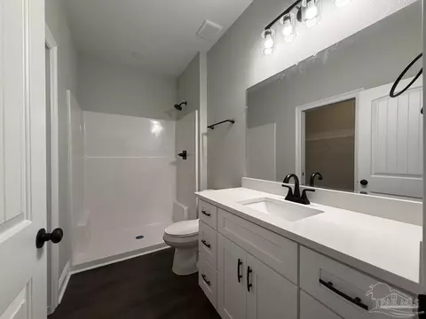 Bath - 3914 Thornton St, Pace, FL 32571 photo 7 of 7