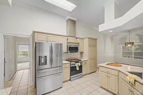 Kitchen - 3020 Greystone Dr, Pace, FL 32571 photo 4 of 4