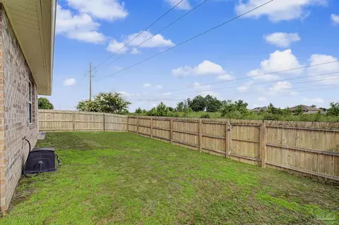 Exterior - 4677 Integrity Ct, Milton, FL 32570 photo 5 of 7