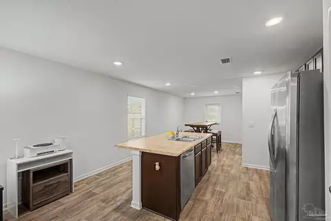 Entry Way - 4677 Integrity Ct, Milton, FL 32570 photo 3 of 8