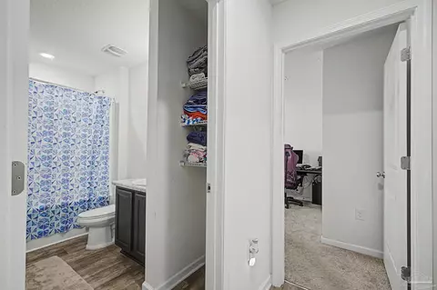 Entry Way - 4677 Integrity Ct, Milton, FL 32570 photo 7 of 8