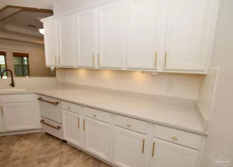 Kitchen - 6073 Buttonbrook Dr, Pace, FL 32571 photo 3 of 11