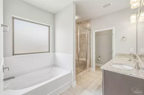 Bath - 4438 Oak Orchard Cir, Pace, FL 32571 photo 1 of 3