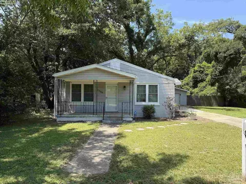 3300 W Lee St, Pensacola, FL 32505