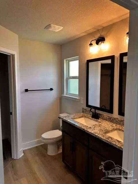 Bath - 909 Rustling Pine Rd #2C, Cantonment, FL 32533 photo 3 of 5
