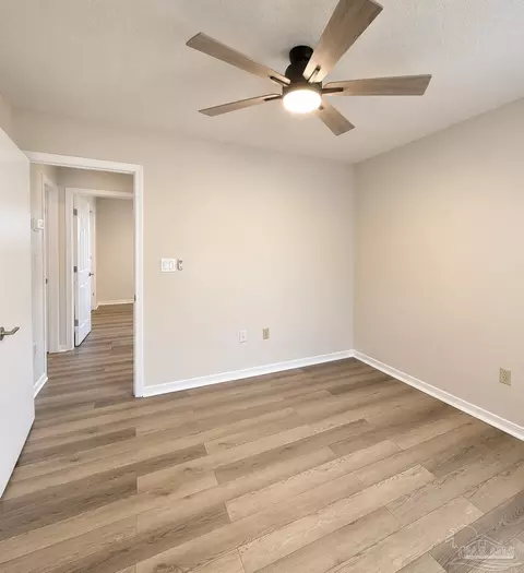 Bedroom - 121 Campbell Ave, Crestview, FL 32536 photo 3 of 8