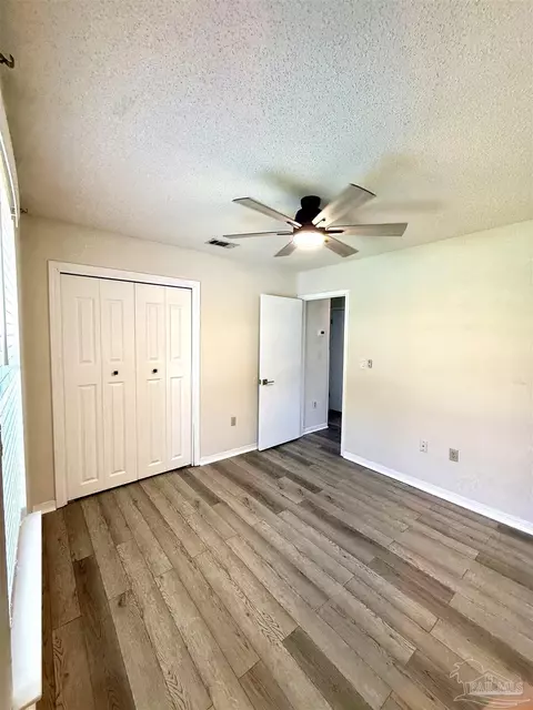 Bedroom - 121 Campbell Ave, Crestview, FL 32536 photo 5 of 8
