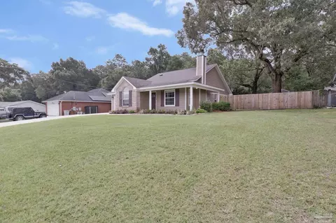Exterior - 4412 Chantilly Way, Milton, FL 32583 photo 6 of 22