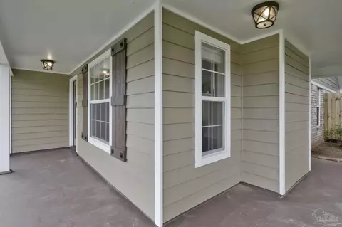 Exterior - 4412 Chantilly Way, Milton, FL 32583 photo 10 of 22