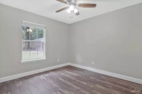 Bedroom - 4412 Chantilly Way, Milton, FL 32583 photo 2 of 5