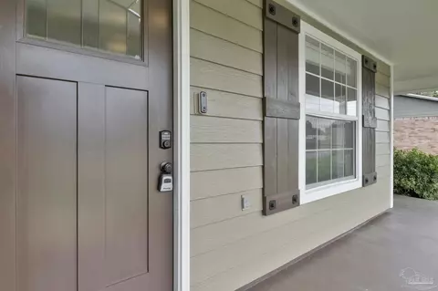 Exterior - 4412 Chantilly Way, Milton, FL 32583 photo 9 of 22