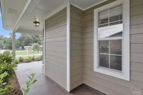Exterior - 4412 Chantilly Way, Milton, FL 32583 photo 11 of 22