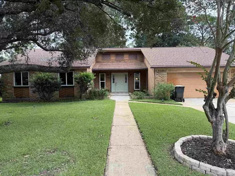 616 Sawara Ct, Pensacola, FL 32506