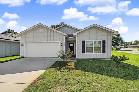 6562 Paso Fino Dr, Pensacola, FL 32526