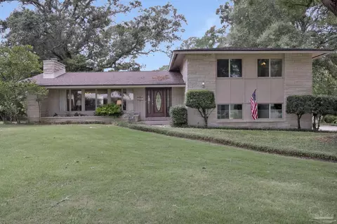 8829 Burning Tree Rd, Pensacola, FL 32514