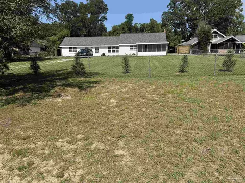 415 Colbert Ave, Pensacola, FL 32507