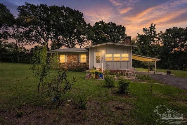 148 San Carlos Rd, Cantonment, FL 32533