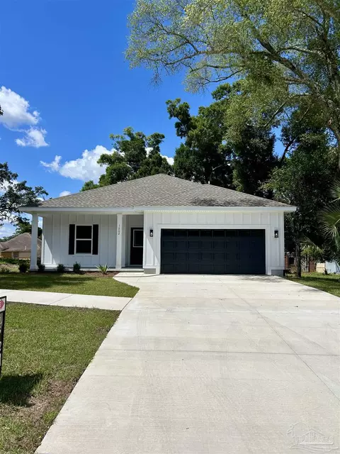 1202 W Lee St, Pensacola, FL 32501
