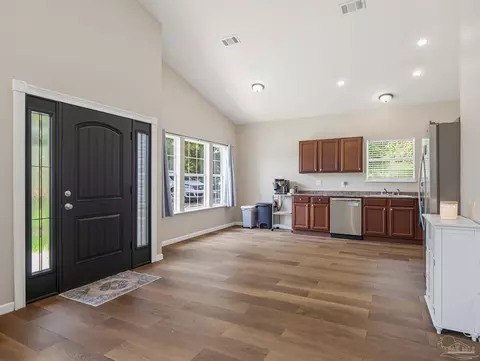 552 Cedar Tree Ln, Cantonment, FL 32533 photo 11
