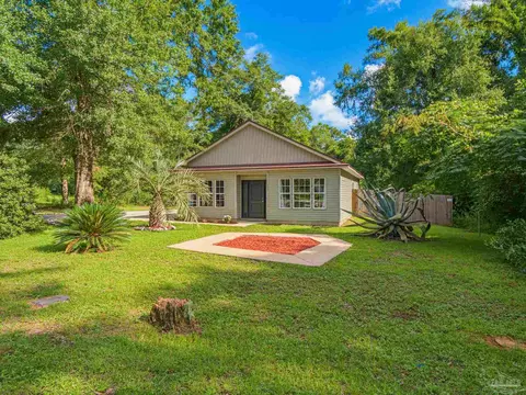 552 Cedar Tree Ln, Cantonment, FL 32533 photo 2