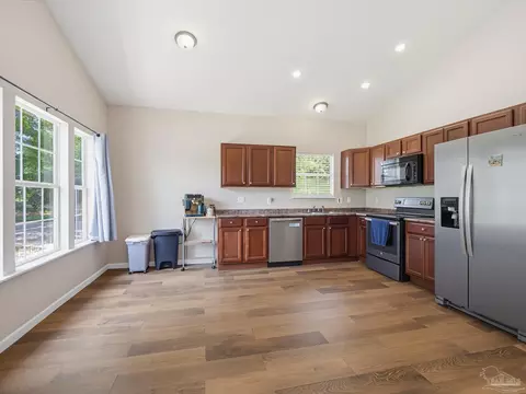 552 Cedar Tree Ln, Cantonment, FL 32533 photo 13
