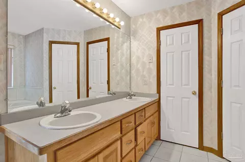 Bath - 4449 Dandy Dr, Pace, FL 32571 photo 1 of 8